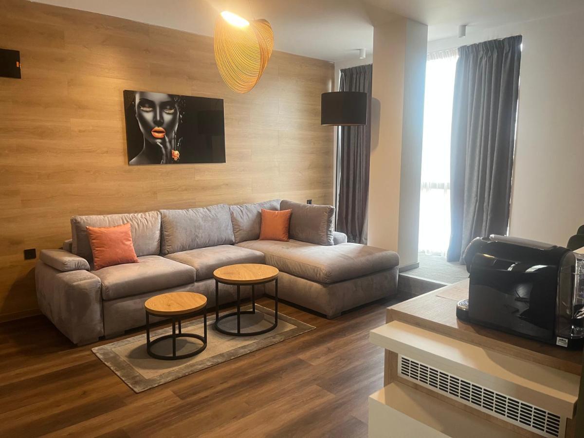 Hotel Niks Sevlievo Bagian luar foto