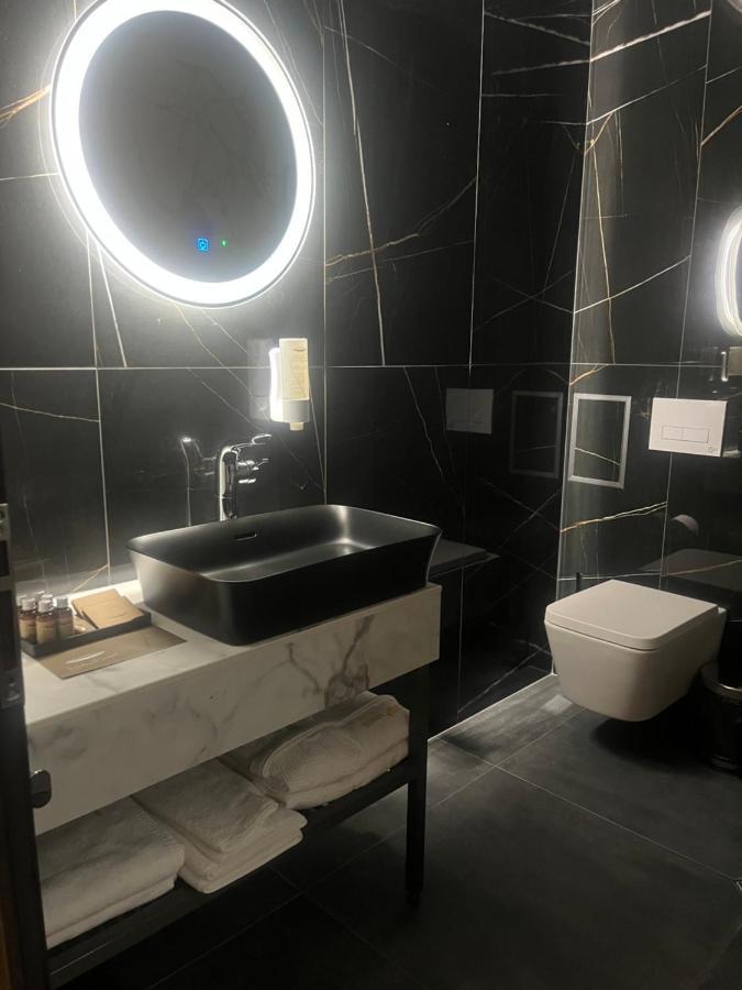 Hotel Niks Sevlievo Bagian luar foto