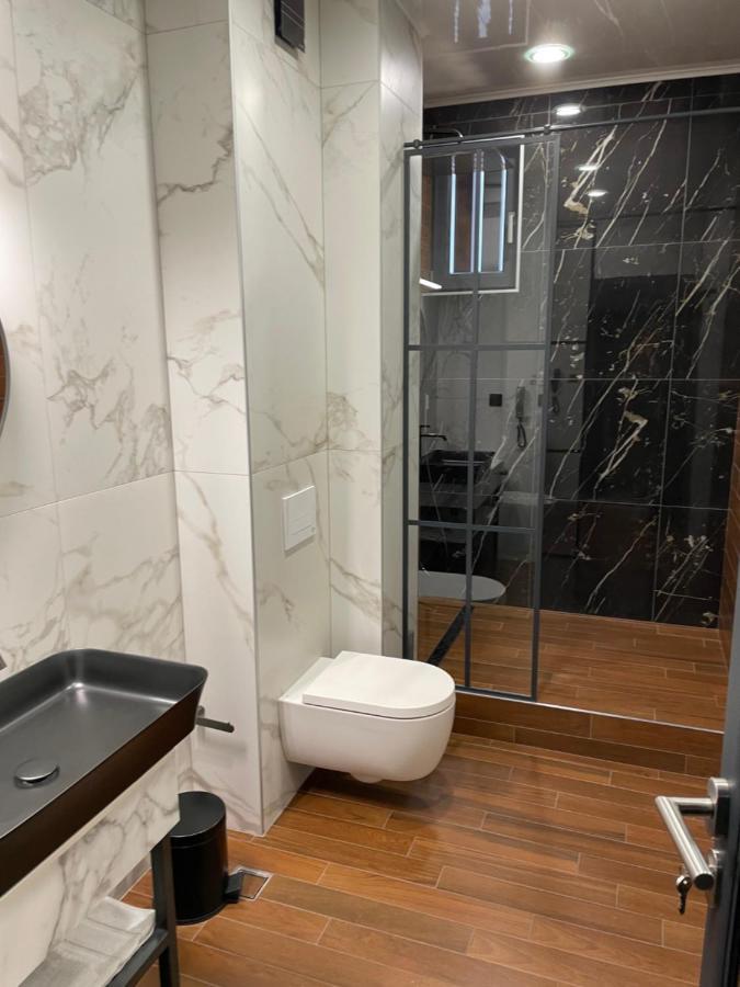 Hotel Niks Sevlievo Bagian luar foto