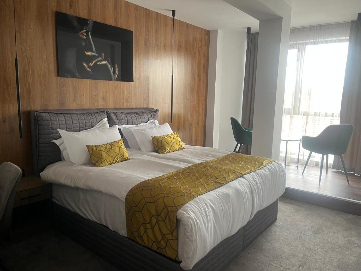 Hotel Niks Sevlievo Bagian luar foto
