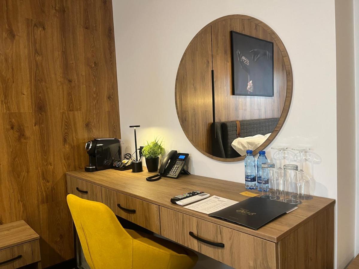 Hotel Niks Sevlievo Bagian luar foto