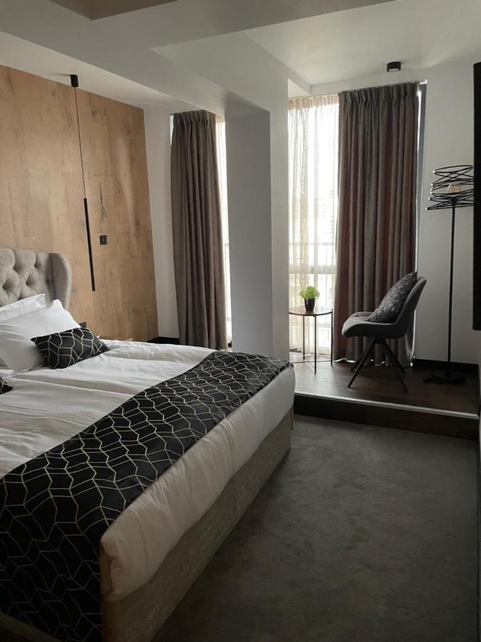 Hotel Niks Sevlievo Bagian luar foto